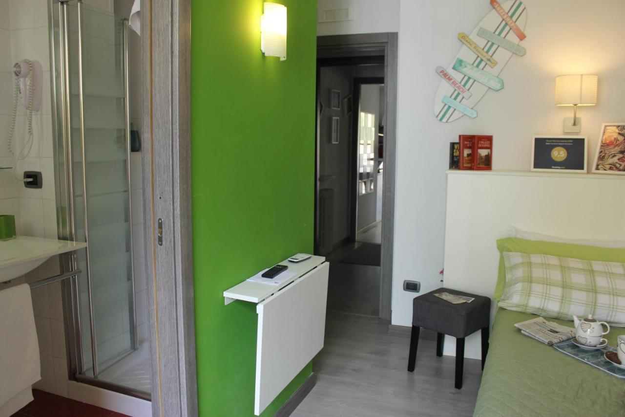 B&B Carolina Napoli-Vomero Exterior photo