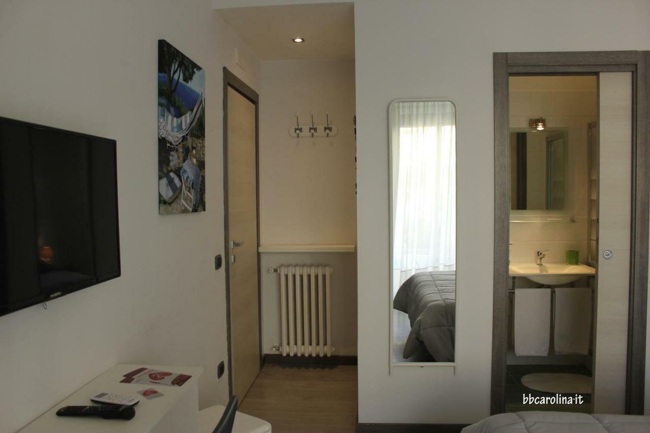 B&B Carolina Napoli-Vomero Exterior photo